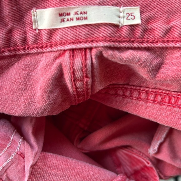 LEVIS Mom Jeans - Picture 3 of 10